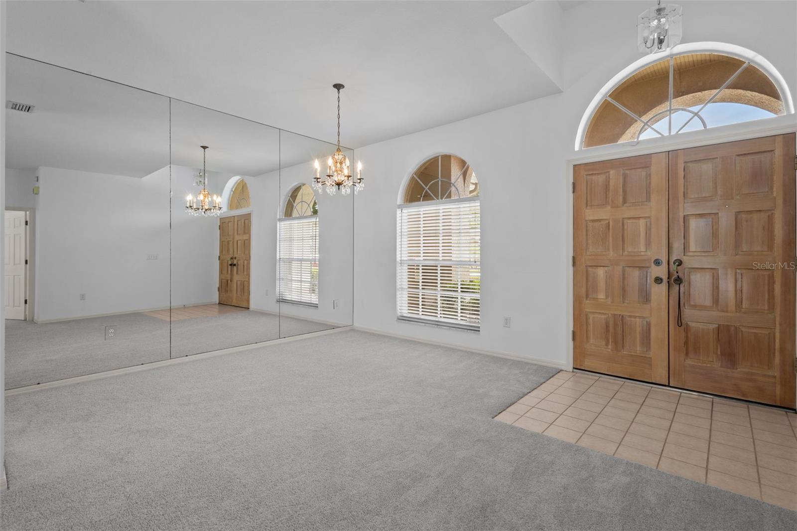 Listing photo id 26 for 18543 Bittern Avenue