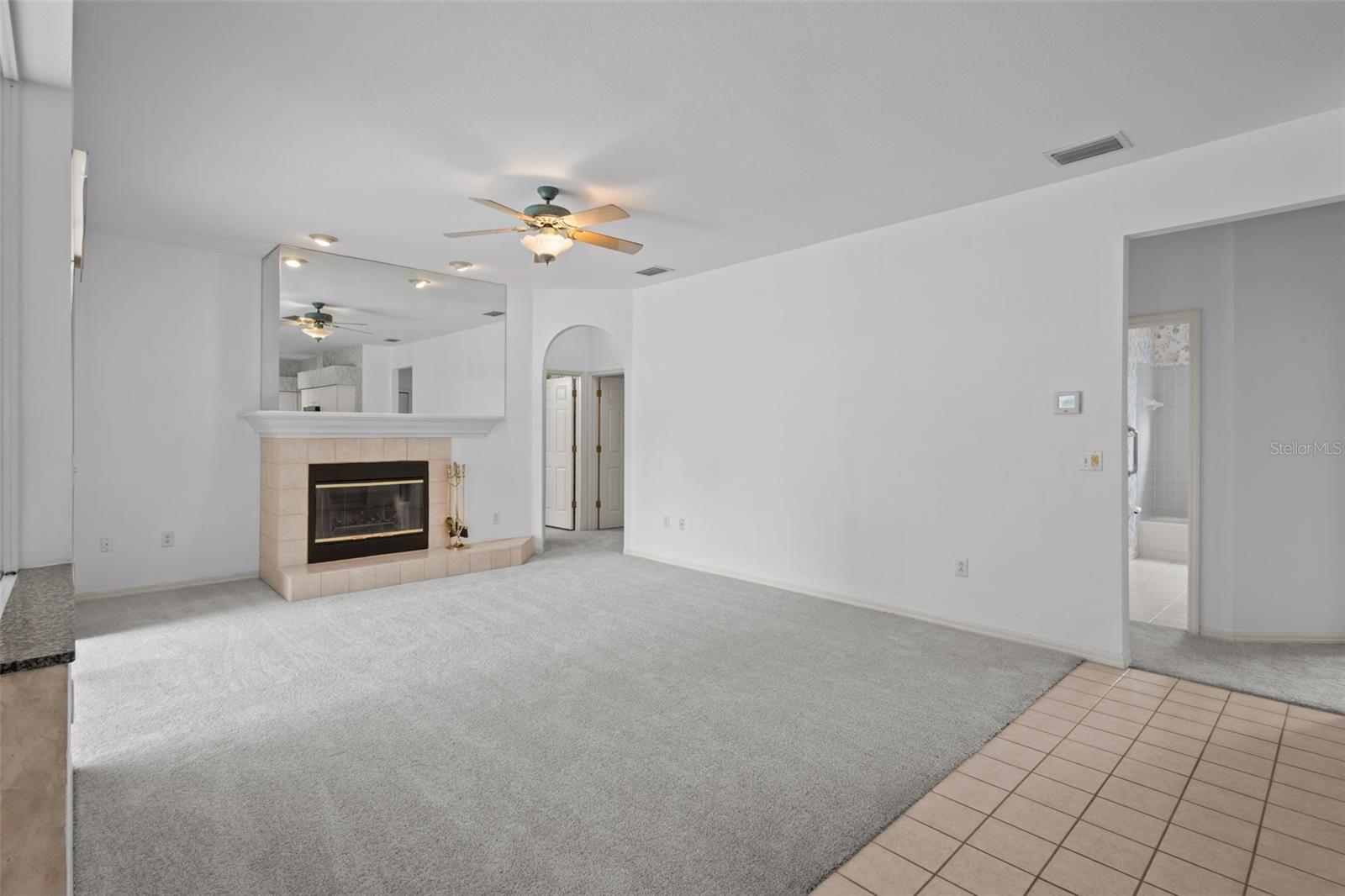 Listing photo id 31 for 18543 Bittern Avenue