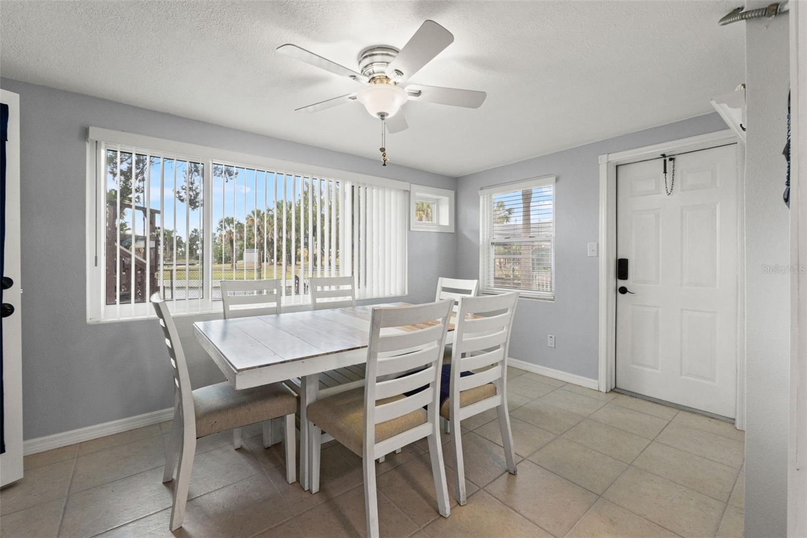 Image 13 of 50 For 7235 Maryland Avenue