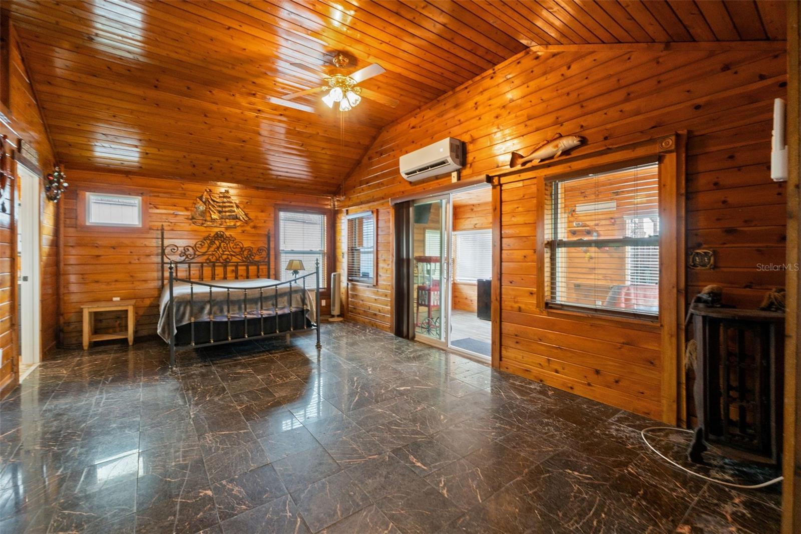 Image 26 of 50 For 7235 Maryland Avenue