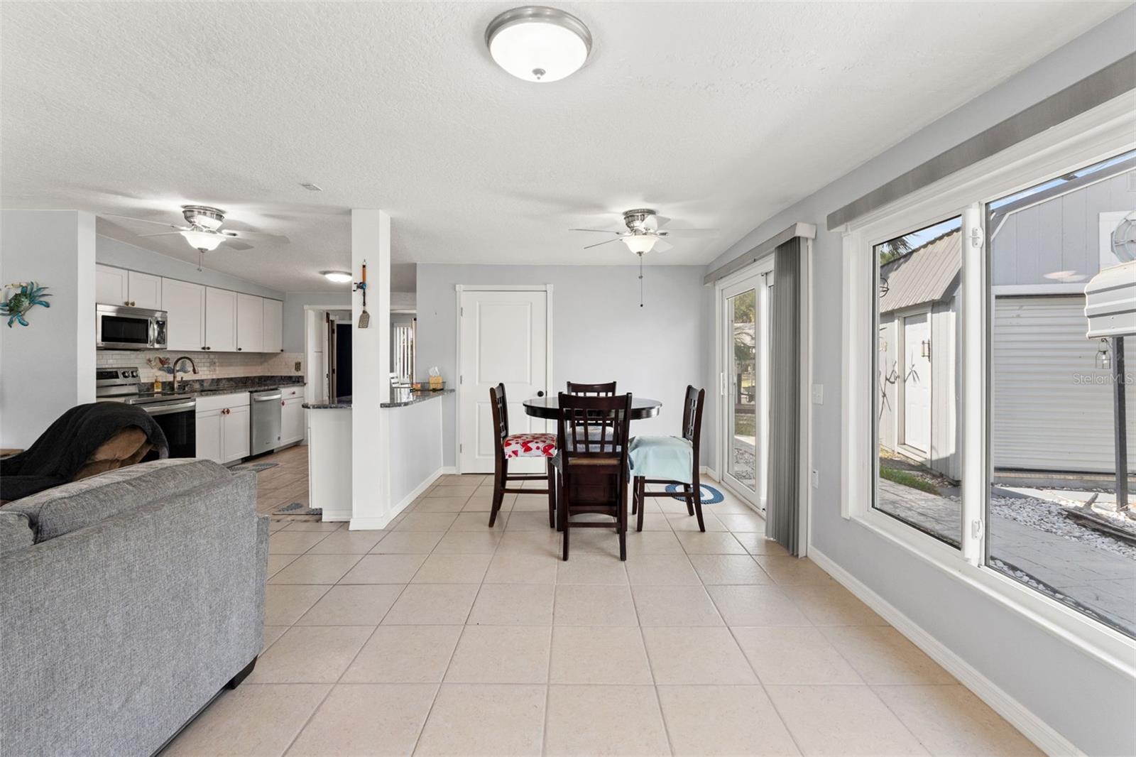 Image 8 of 50 For 7235 Maryland Avenue