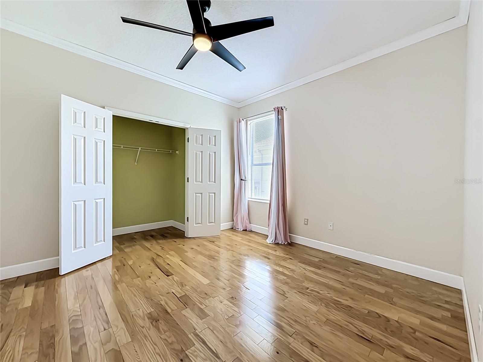 Listing photo id 16 for 1027 Orca Court