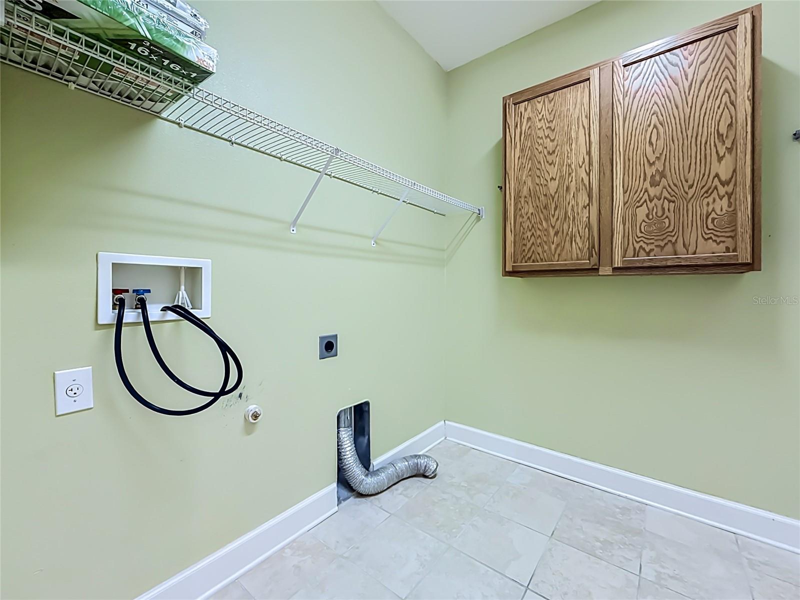 Listing photo id 23 for 1027 Orca Court