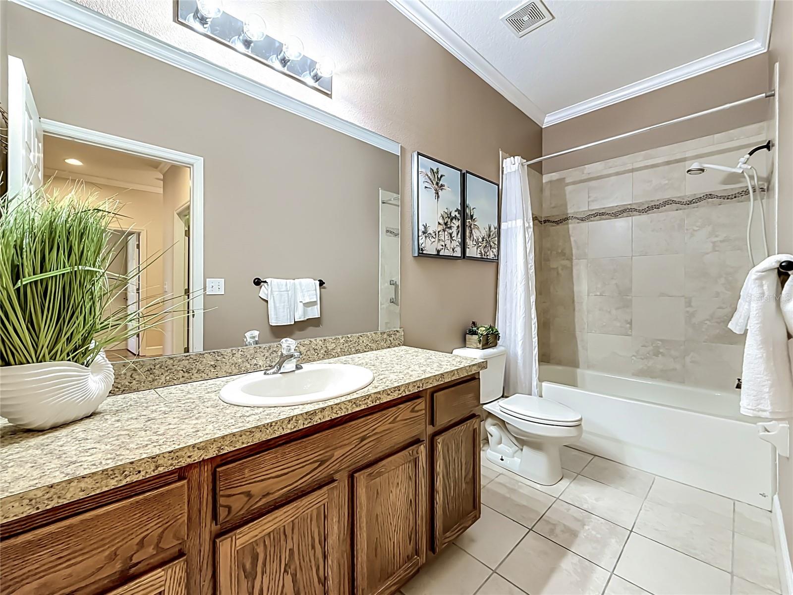 Listing photo id 47 for 1027 Orca Court