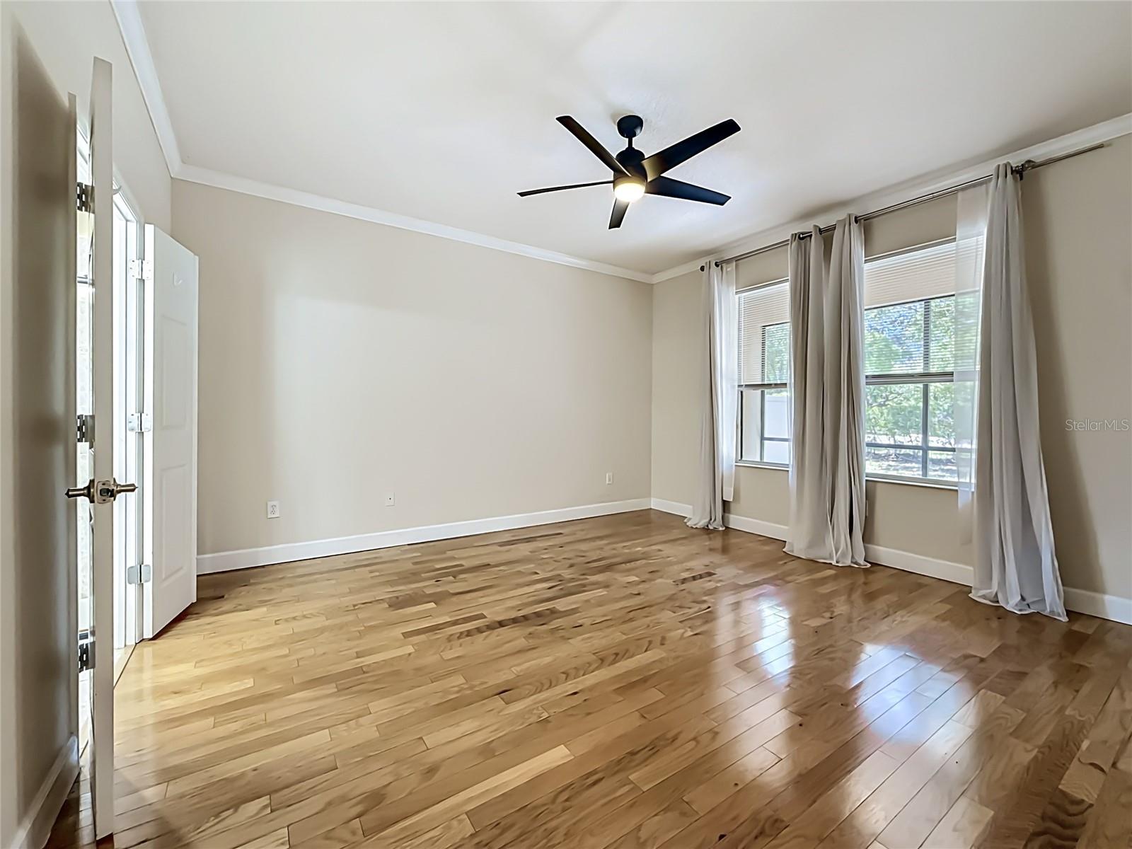 Listing photo id 56 for 1027 Orca Court