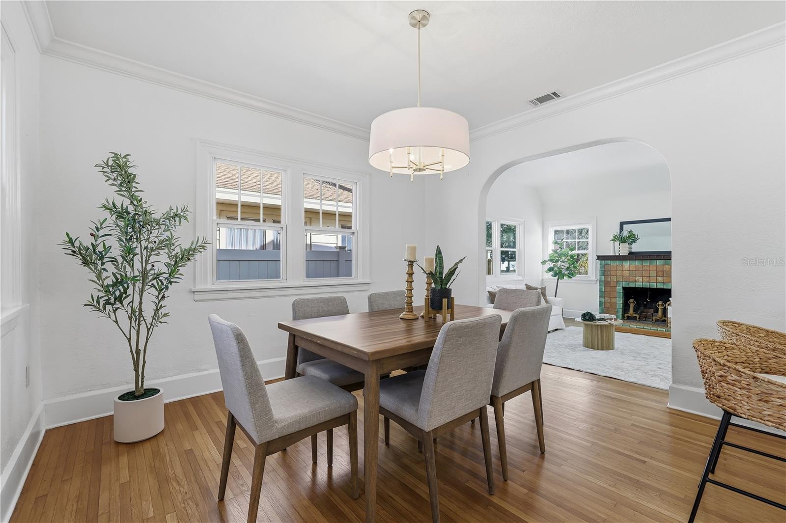 Image 12 of 26 For 918 45th Street N