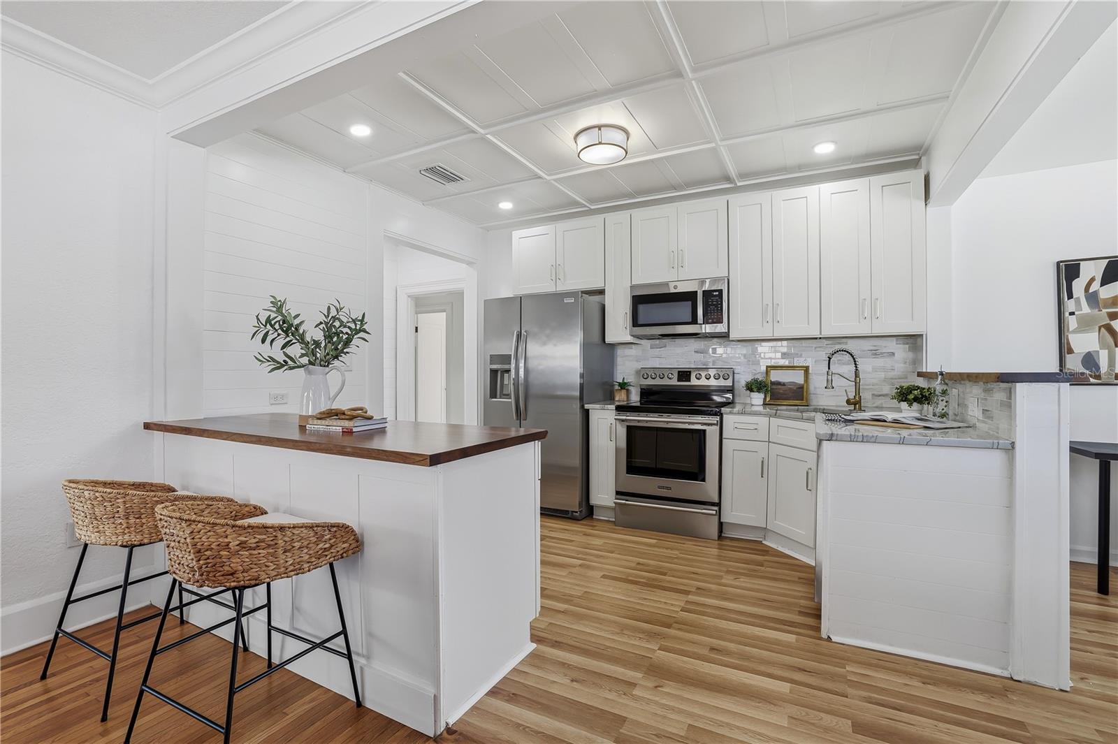 Image 13 of 26 For 918 45th Street N