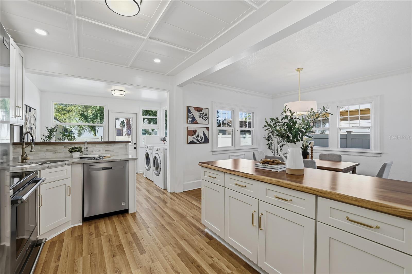 Image 16 of 26 For 918 45th Street N