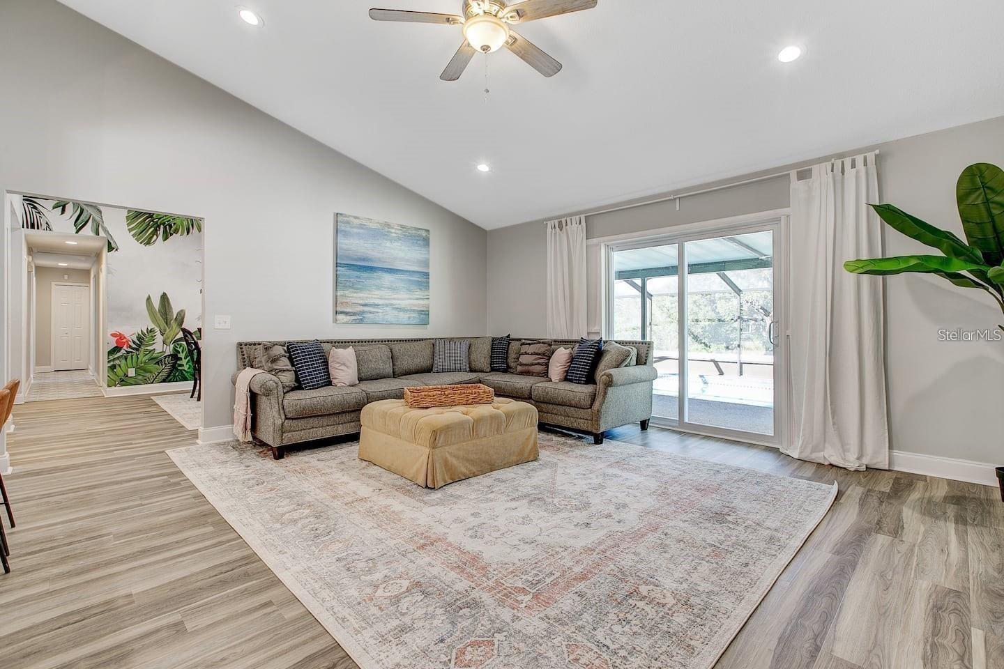Image 5 of 25 For 1330 Peachfield Drive