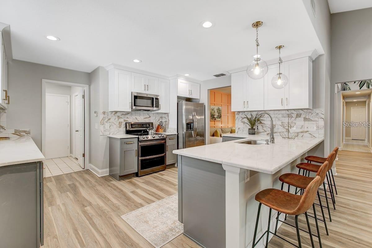 Image 9 of 25 For 1330 Peachfield Drive