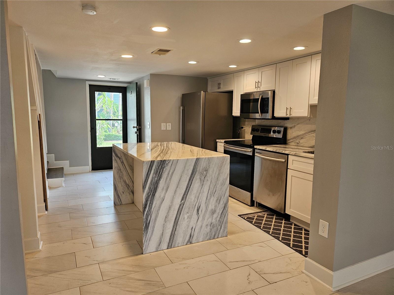 Image 11 of 25 For 1028 Apollo Beach Boulevard 19