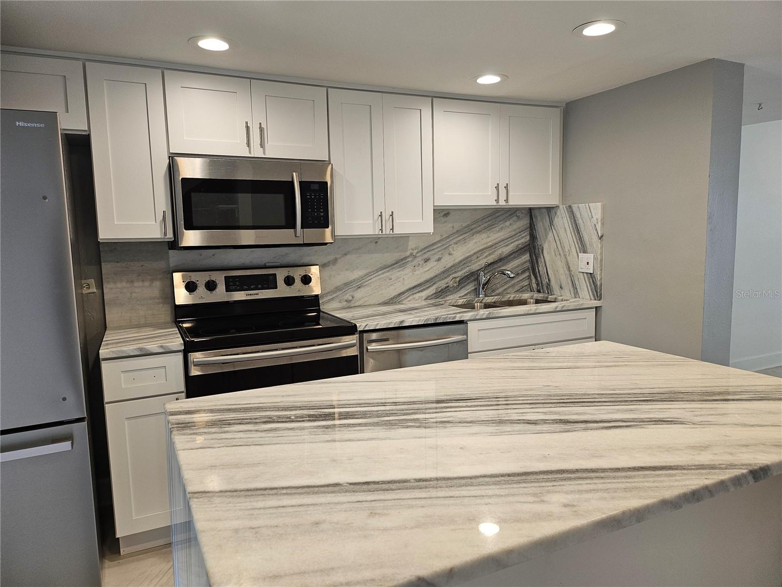 Image 12 of 25 For 1028 Apollo Beach Boulevard 19