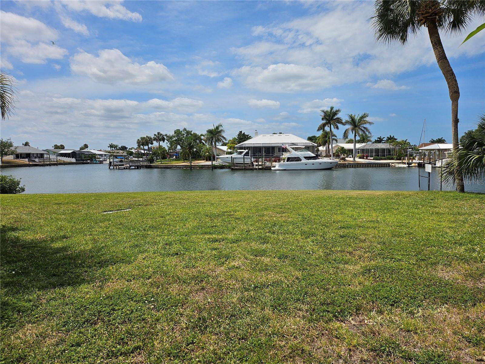 Image 16 of 25 For 1028 Apollo Beach Boulevard 19