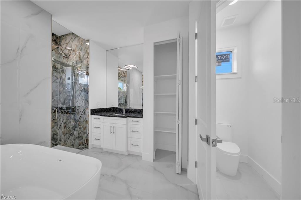 Image 17 of 27 For 7799 15th Pl