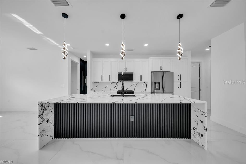 Image 3 of 27 For 7799 15th Pl
