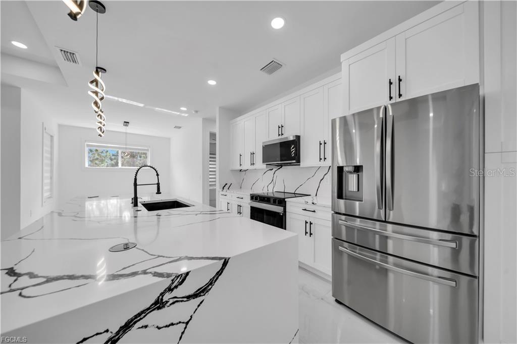Image 5 of 27 For 7799 15th Pl