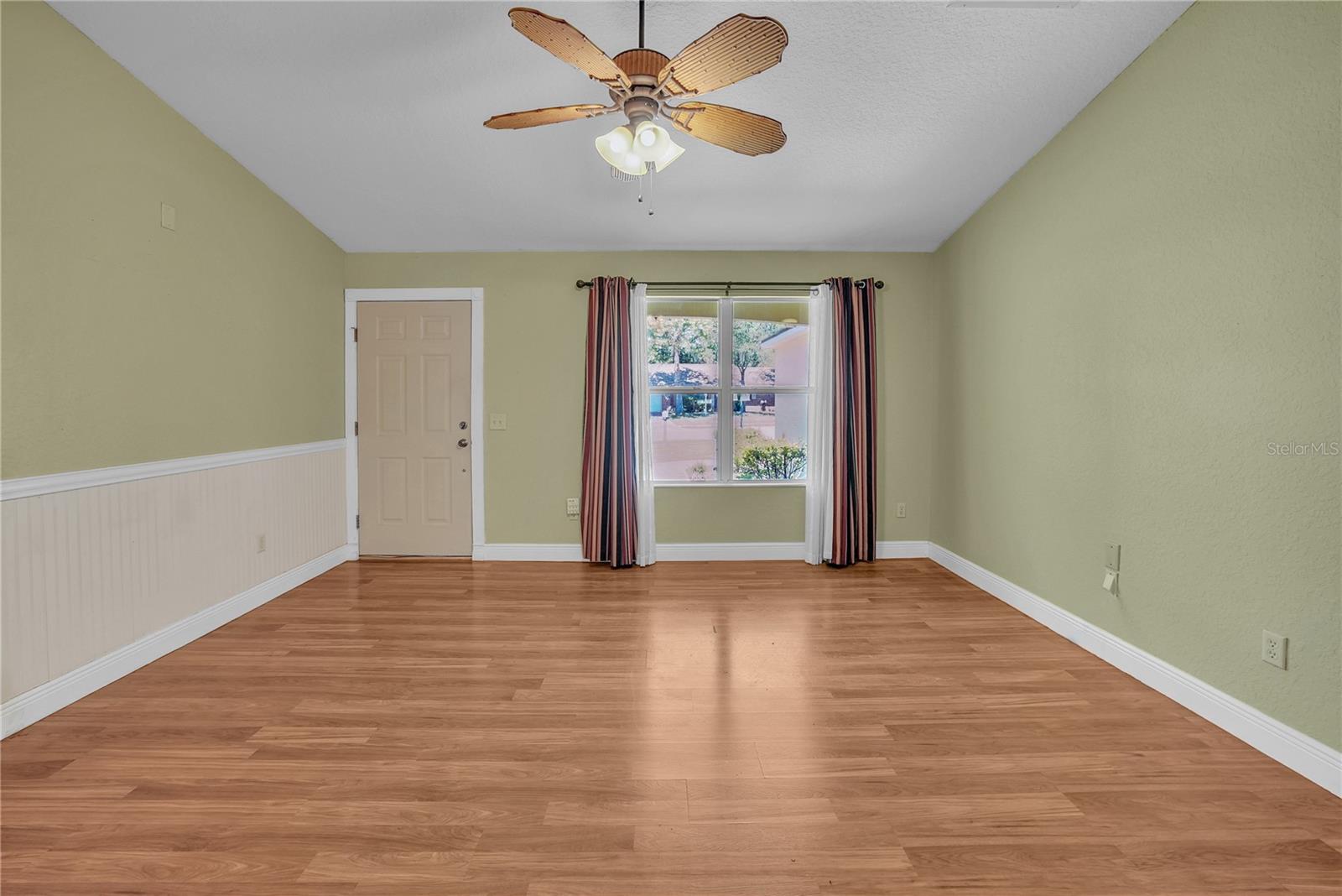 Image 19 of 60 For 3624 Trout Avenue