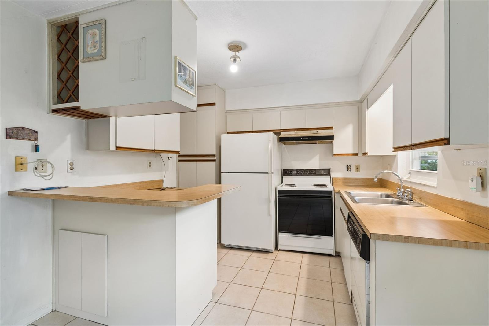 Image 10 of 31 For 5336 33rd Avenue N