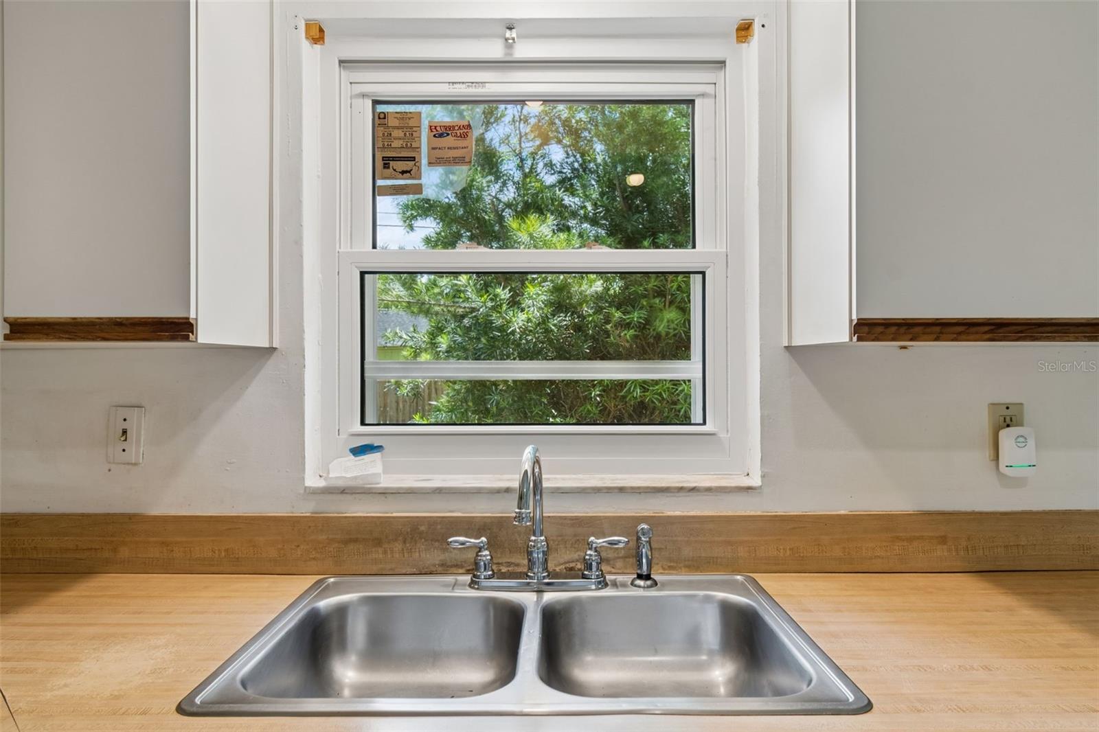 Image 13 of 31 For 5336 33rd Avenue N