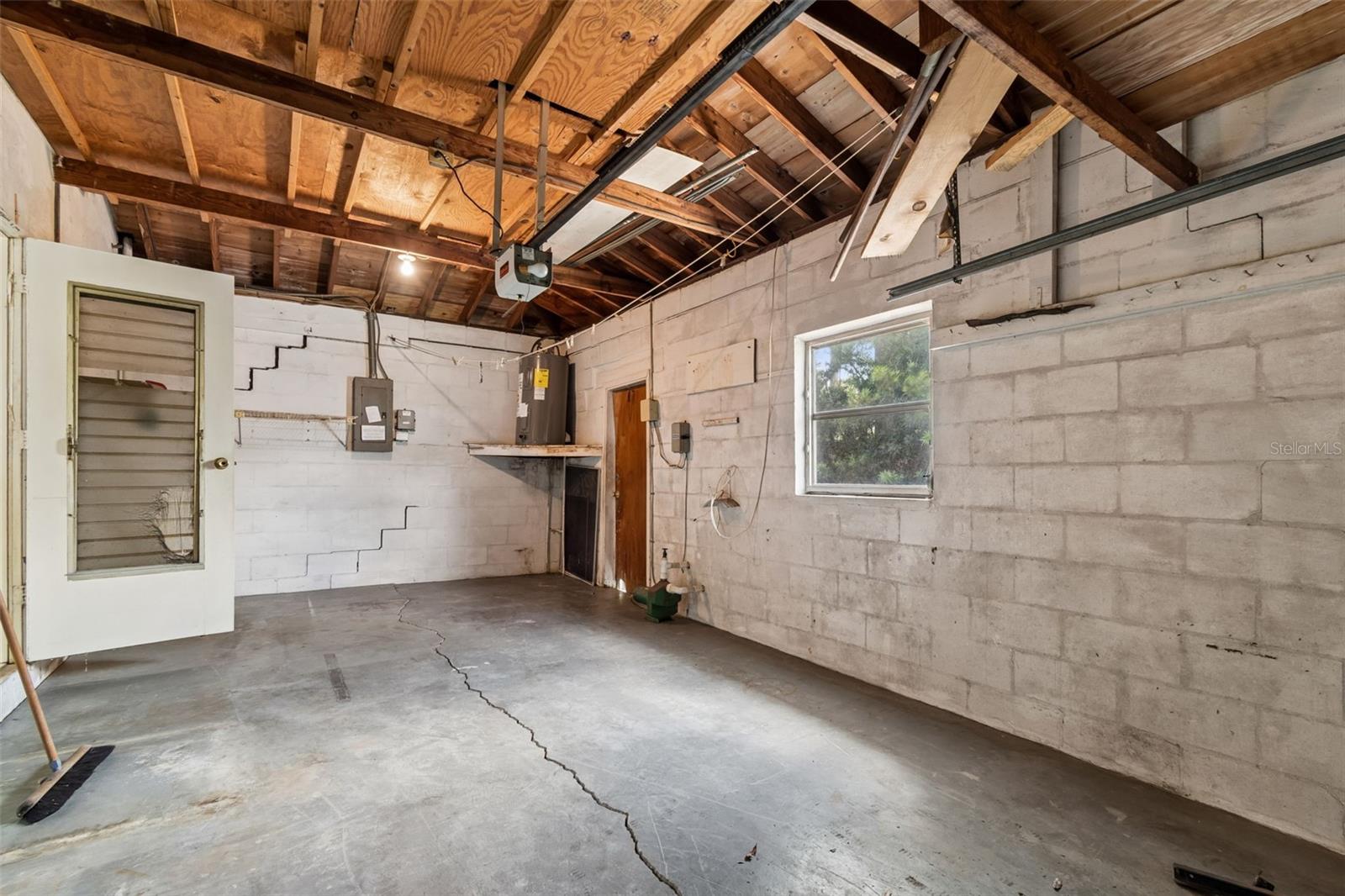 Image 18 of 31 For 5336 33rd Avenue N