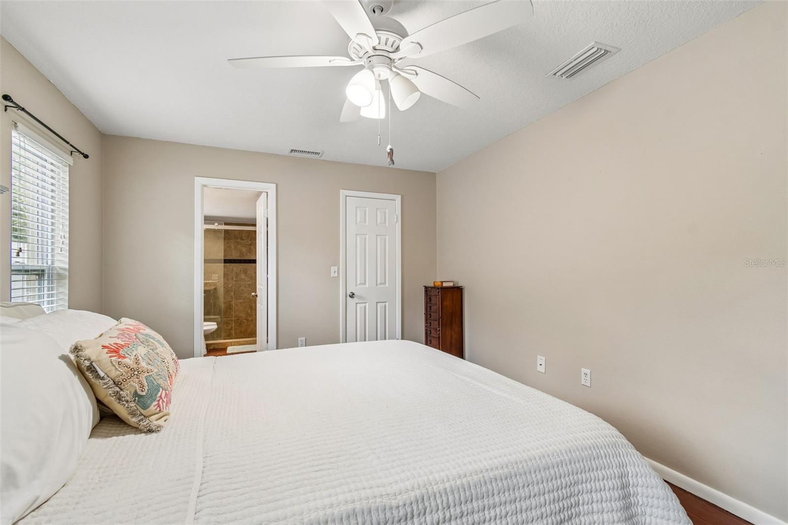 Image 15 of 63 For 9548 123rd Way N