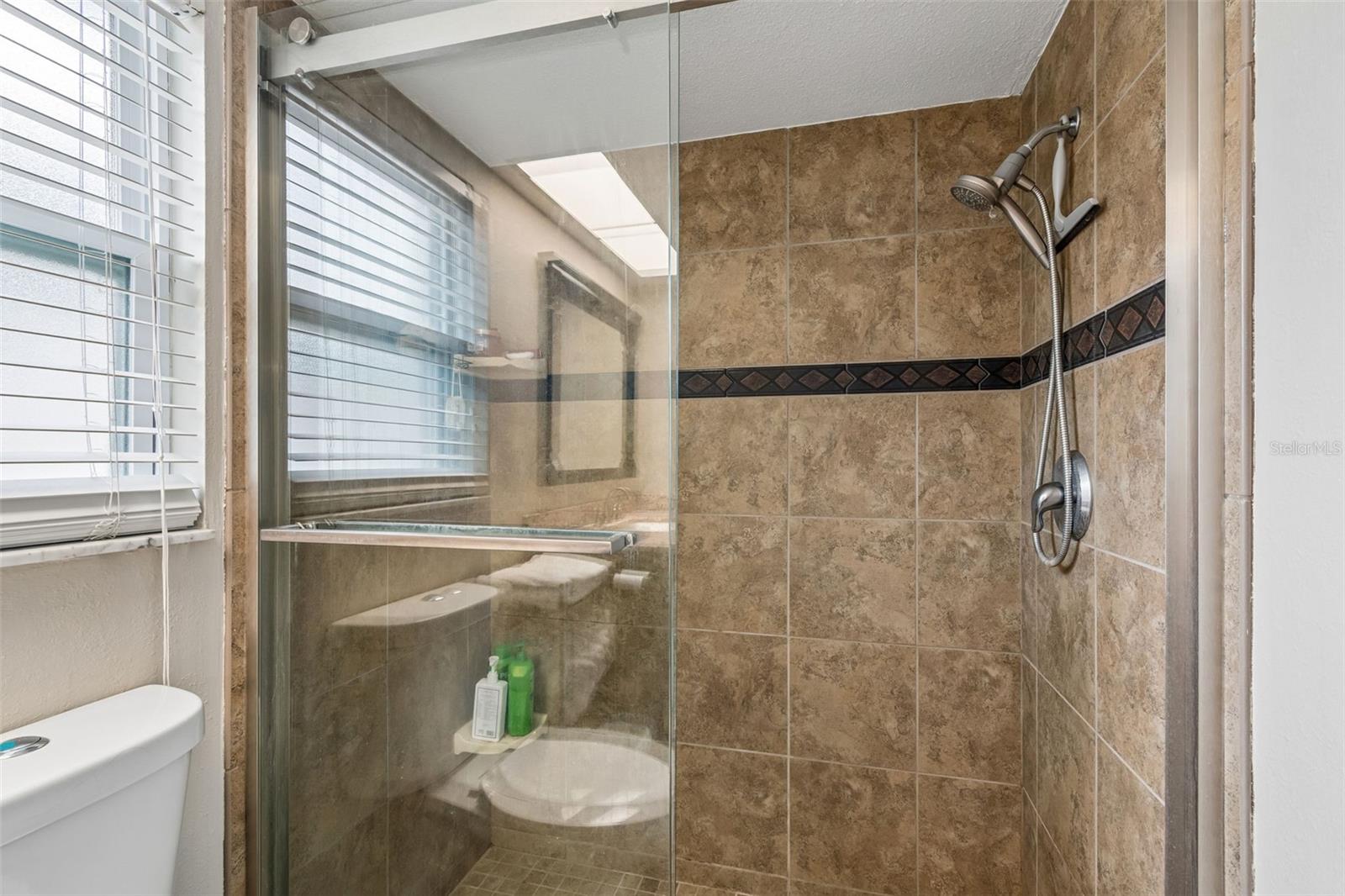 Image 18 of 63 For 9548 123rd Way N