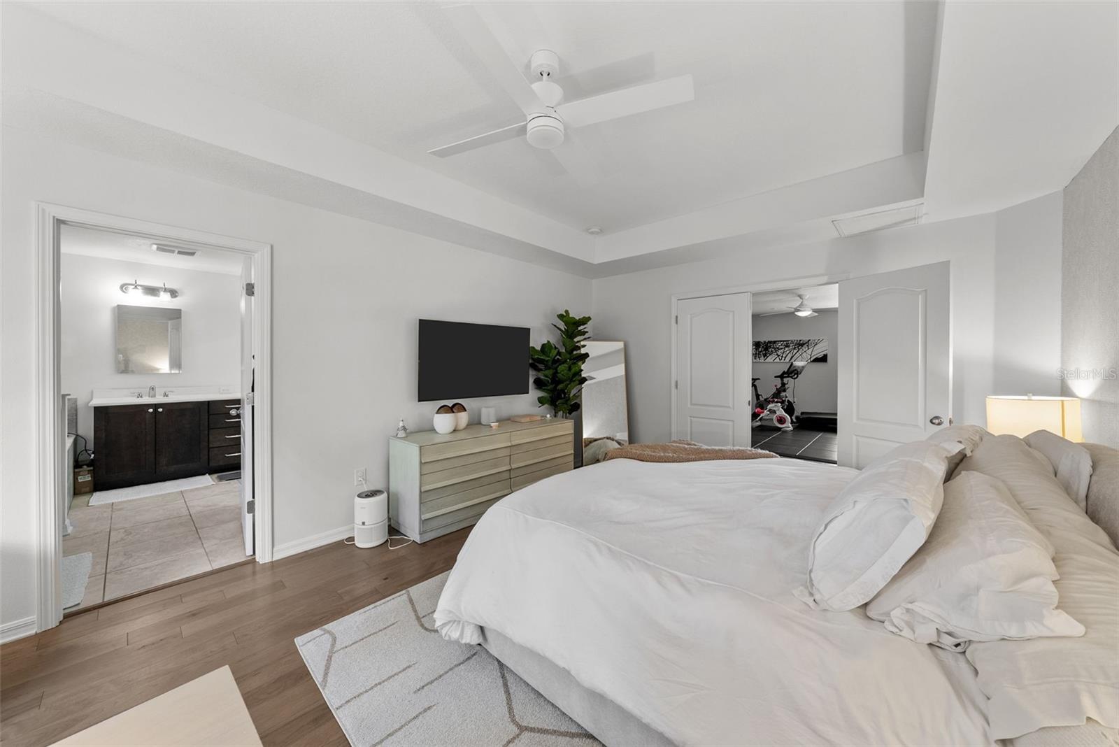 Image 30 of 55 For 3401 Oakellar Avenue