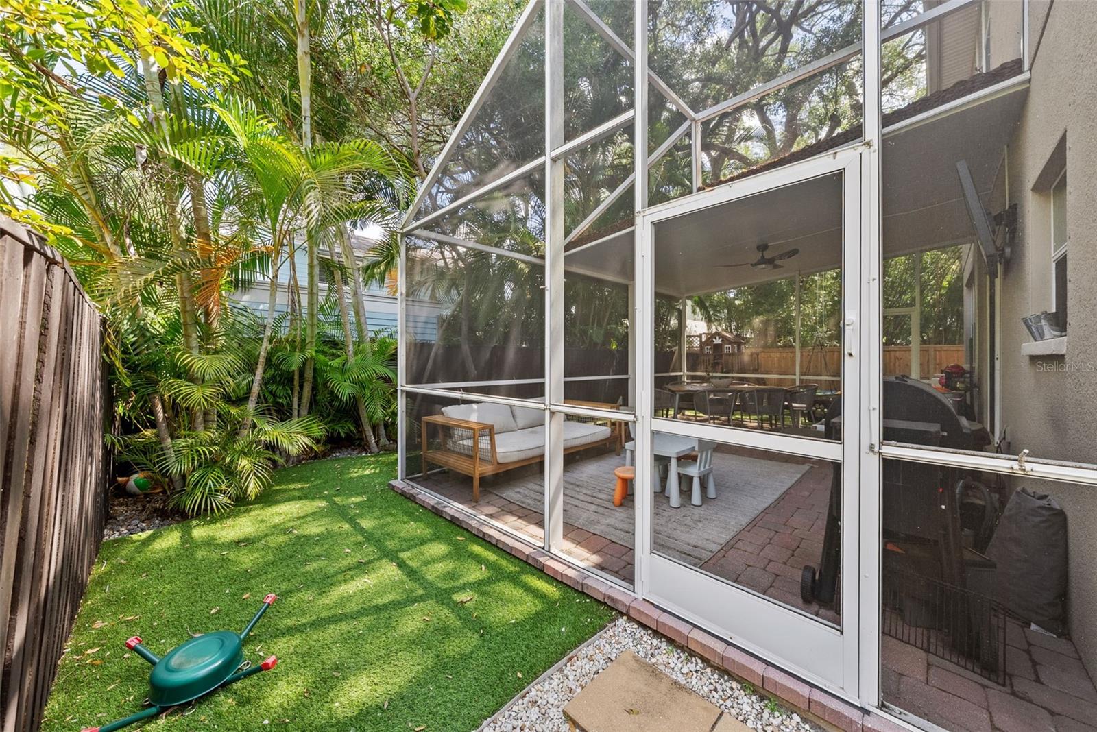 Image 9 of 55 For 3401 Oakellar Avenue