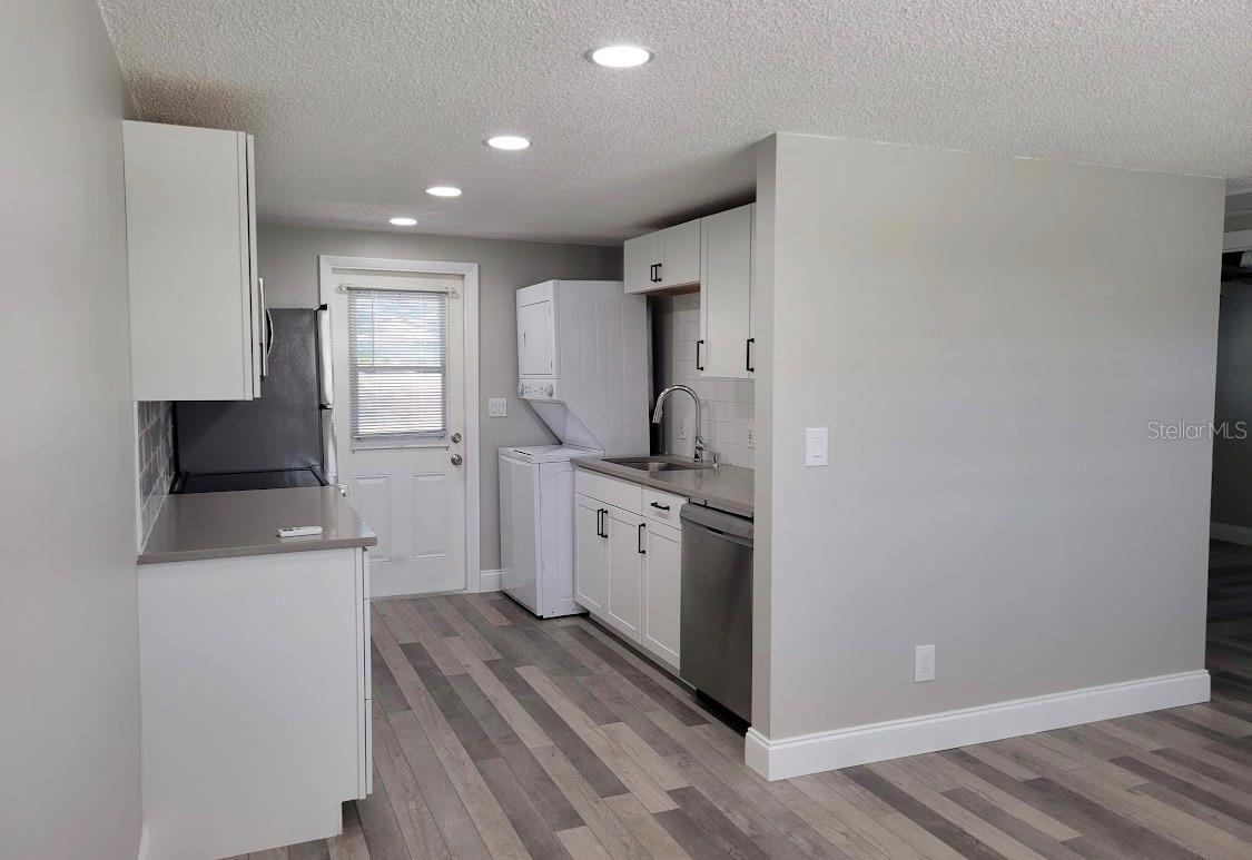 Image 2 of 8 For 13496 Rena Drive