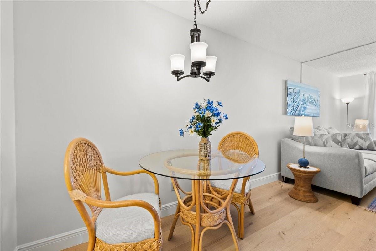 Image 9 of 26 For 2150 Letha Court A