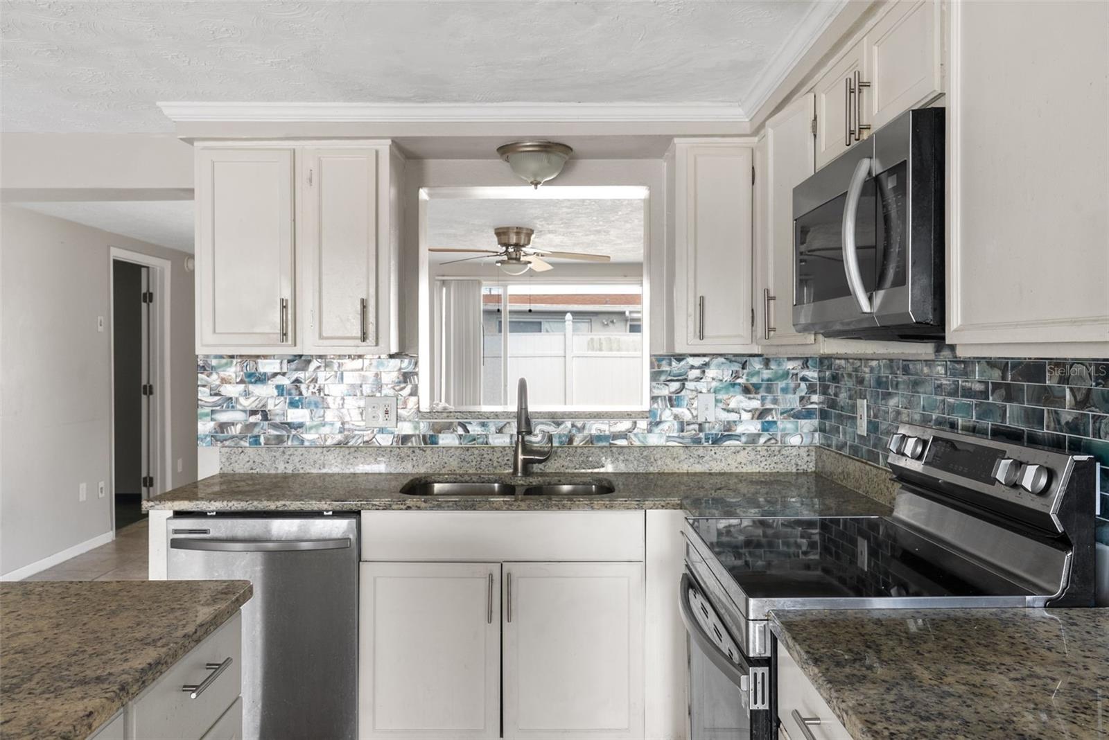 Image 5 of 19 For 2344 Tahitian Drive