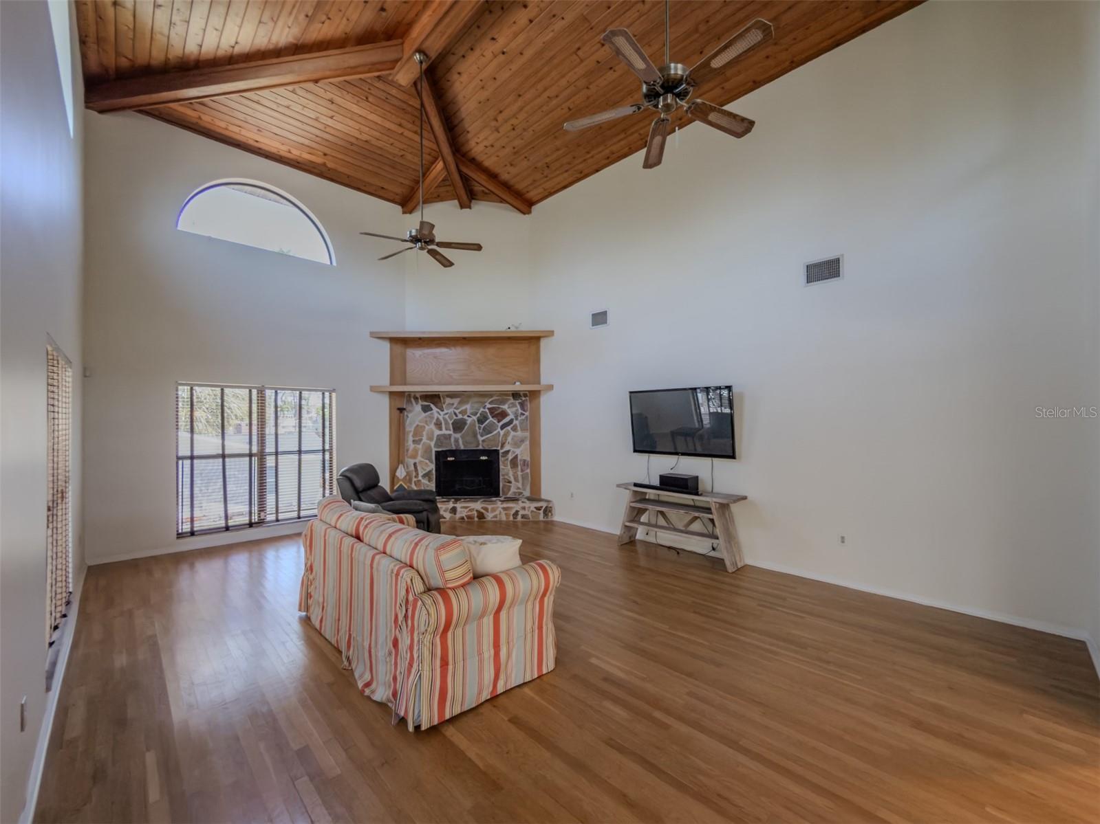 Image 17 of 77 For 503 84th Street Nw