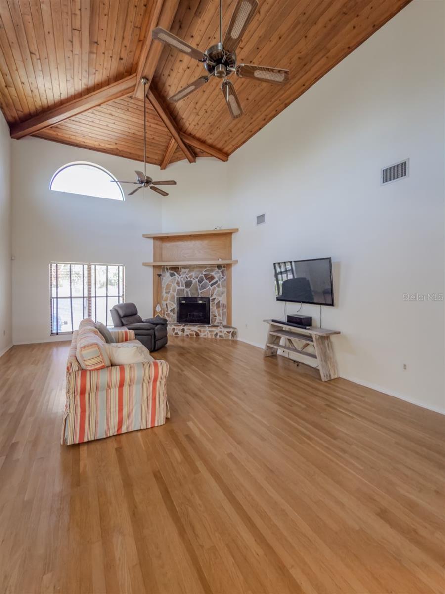 Image 19 of 77 For 503 84th Street Nw