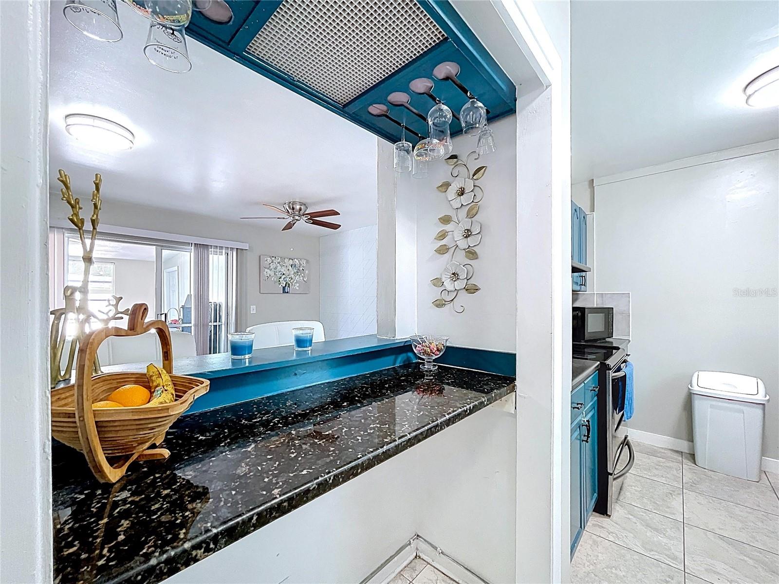 Image 11 of 43 For 6408 Town N Country Boulevard