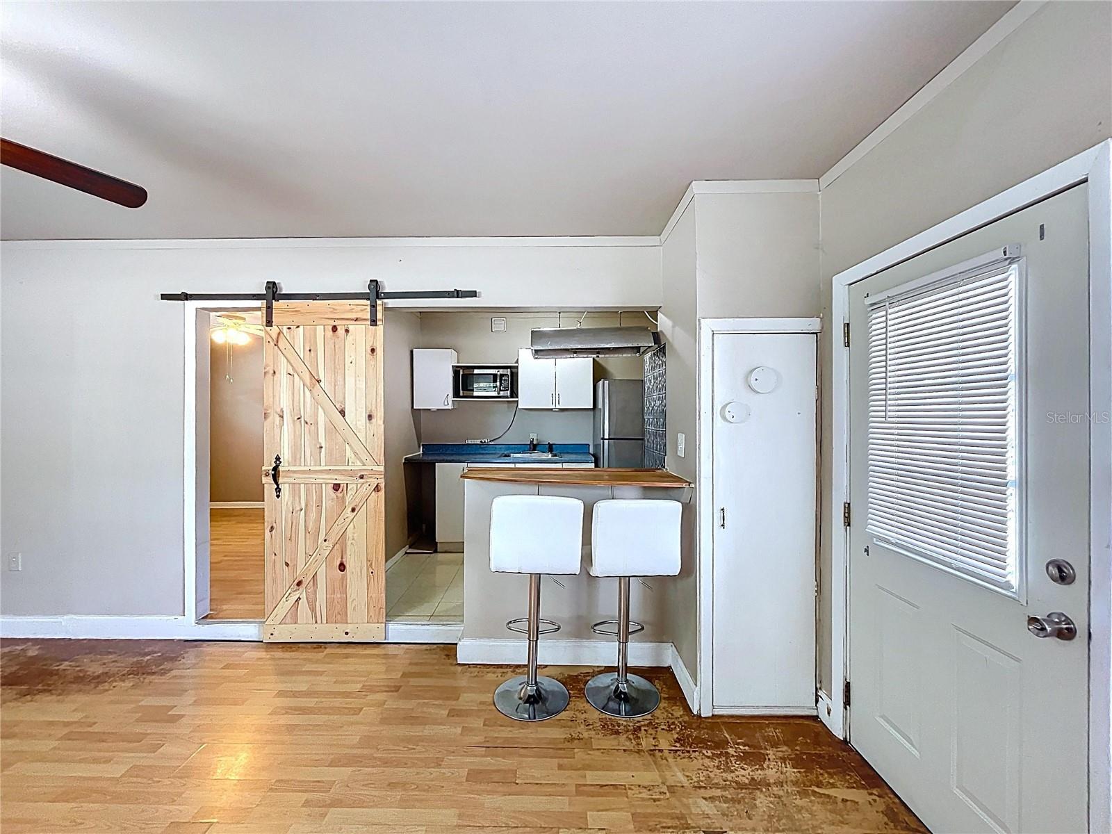 Image 29 of 43 For 6408 Town N Country Boulevard