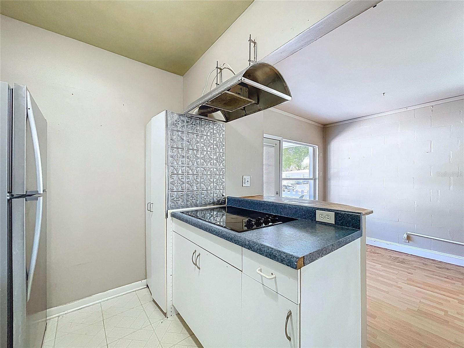 Image 30 of 43 For 6408 Town N Country Boulevard