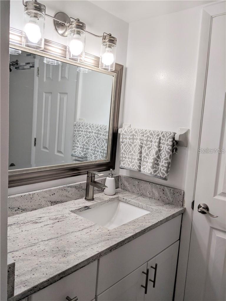 Image 10 of 18 For 4508 Oak Drive T91