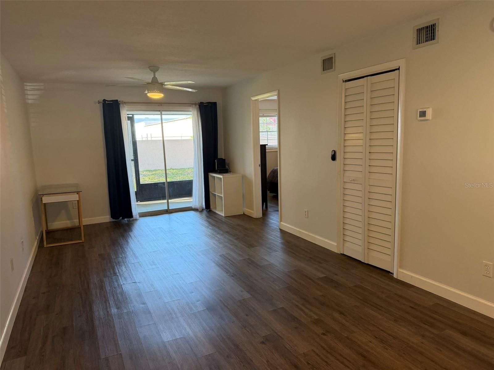 Image 12 of 18 For 4508 Oak Drive T91