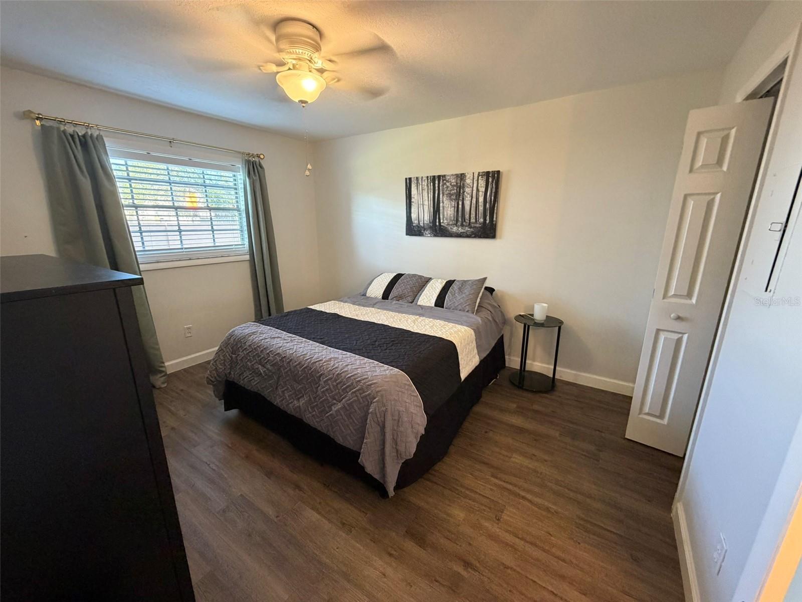 Image 13 of 18 For 4508 Oak Drive T91