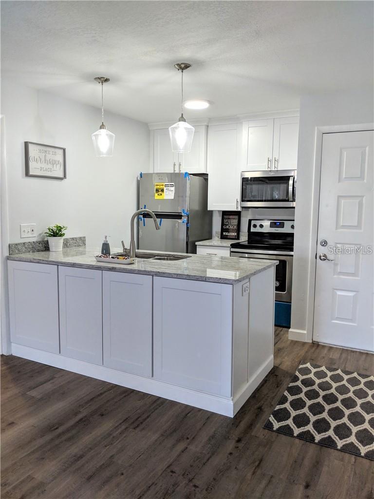 Image 3 of 18 For 4508 Oak Drive T91