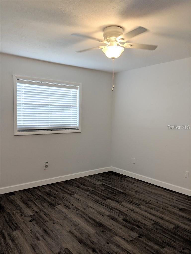 Image 8 of 18 For 4508 Oak Drive T91