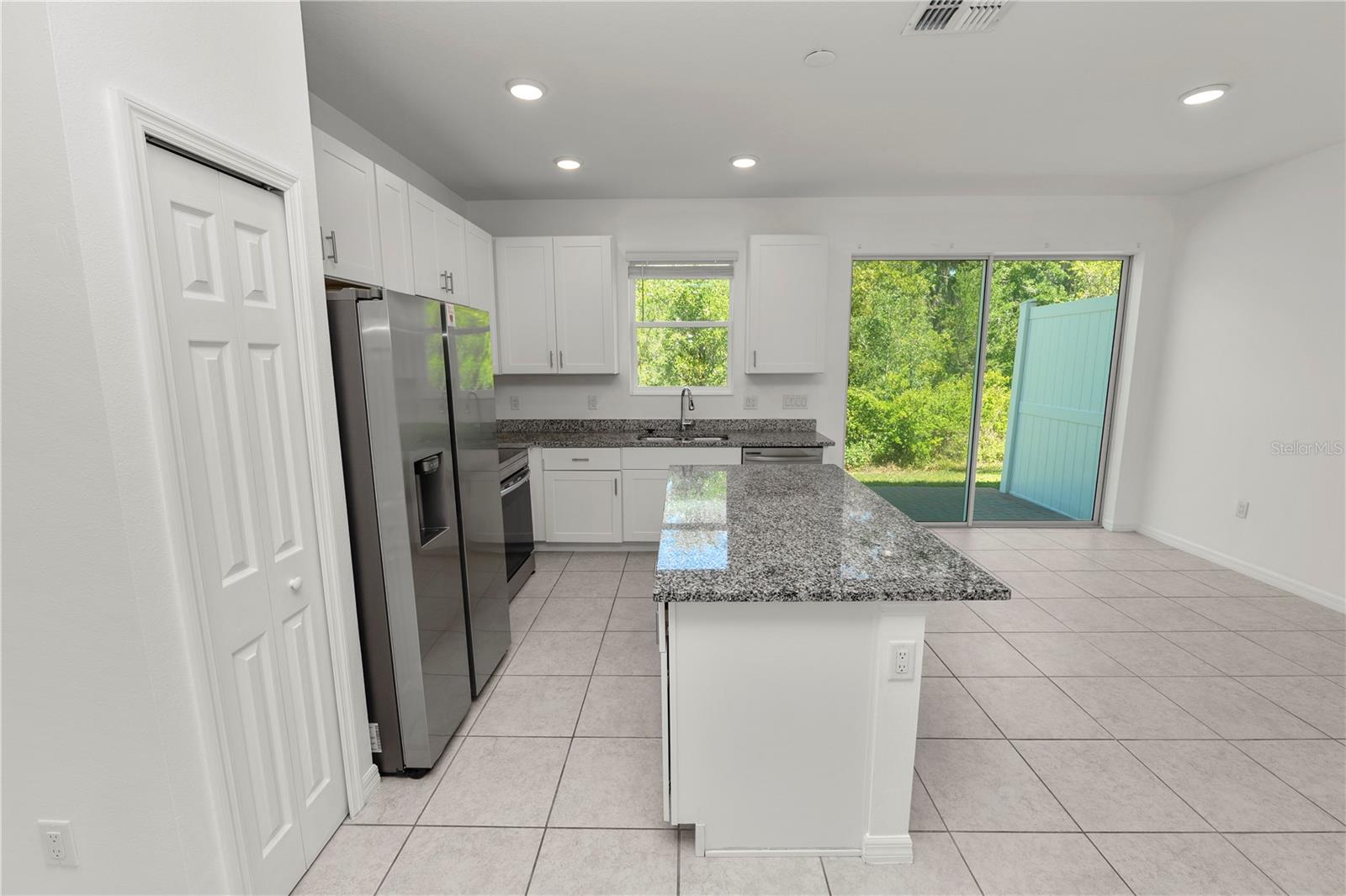 Image 7 of 34 For 34187 Cinder Way