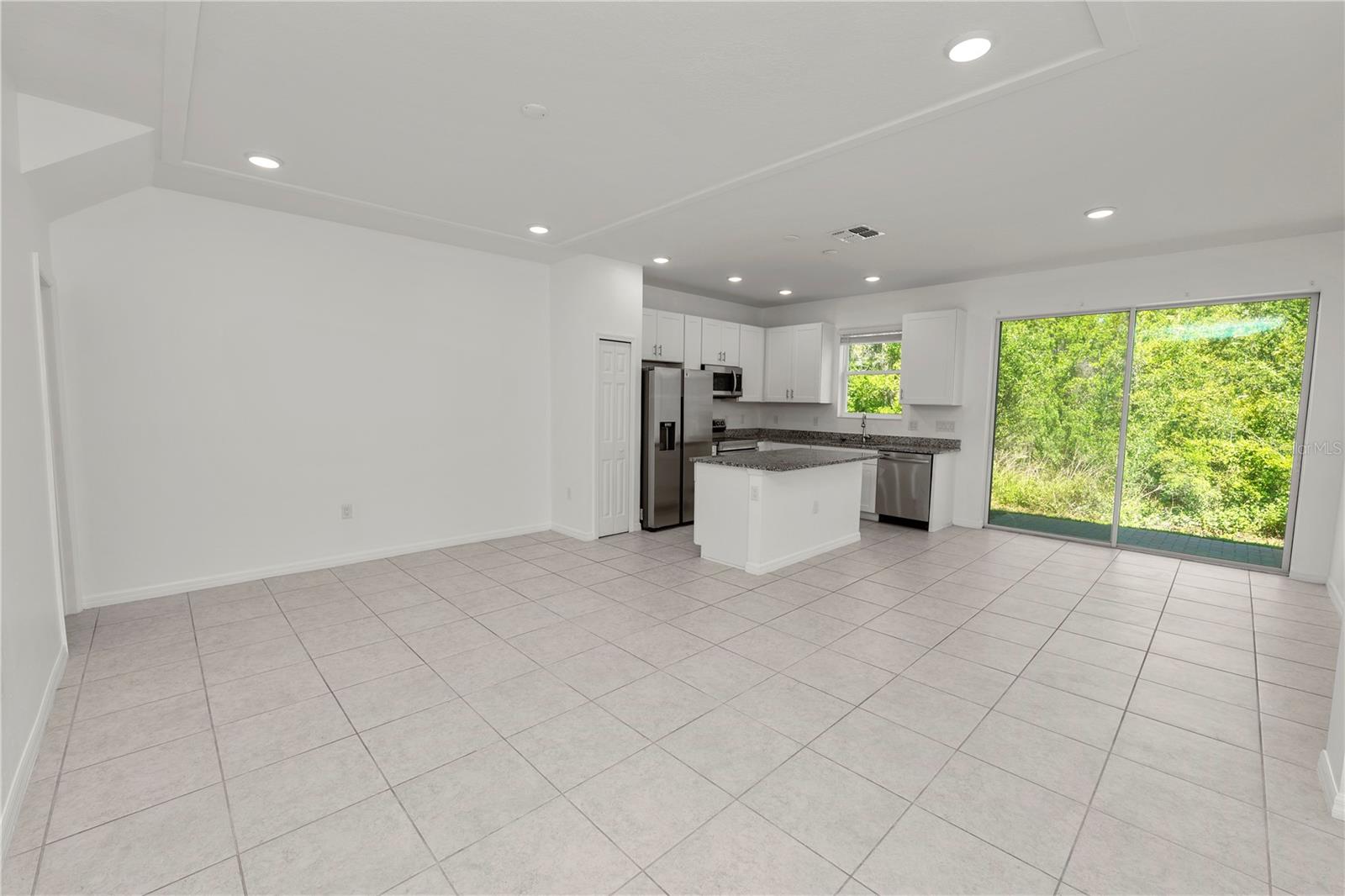 Image 8 of 34 For 34187 Cinder Way