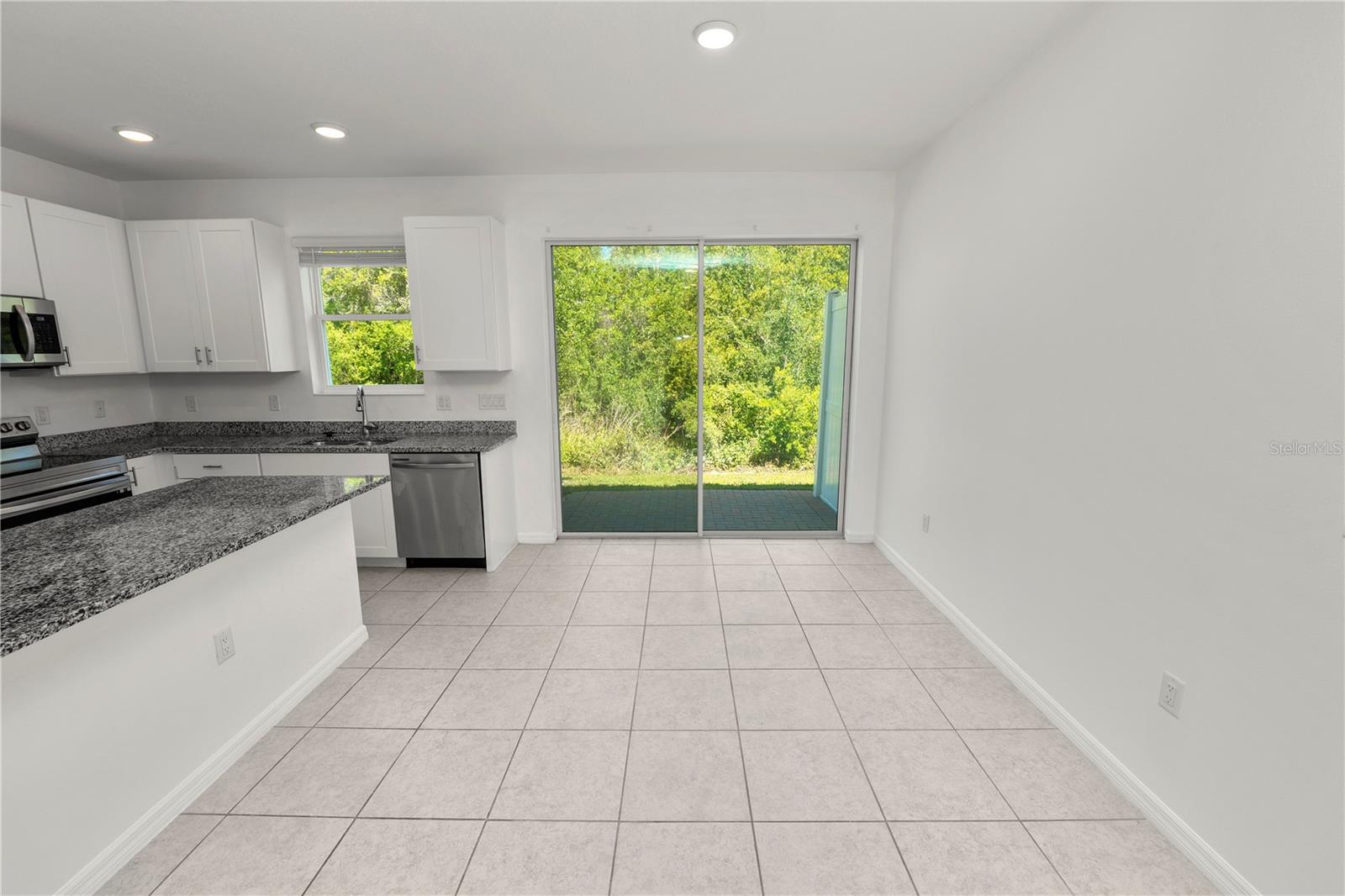 Image 6 of 36 For 34187 Cinder Way