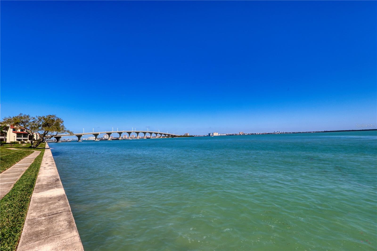 Image 12 of 54 For 131 1st Street E 102