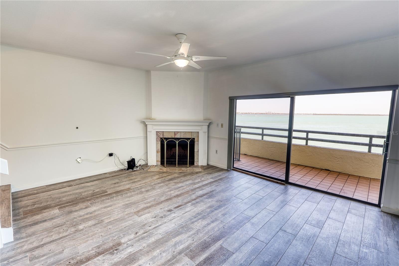 Image 18 of 54 For 131 1st Street E 102