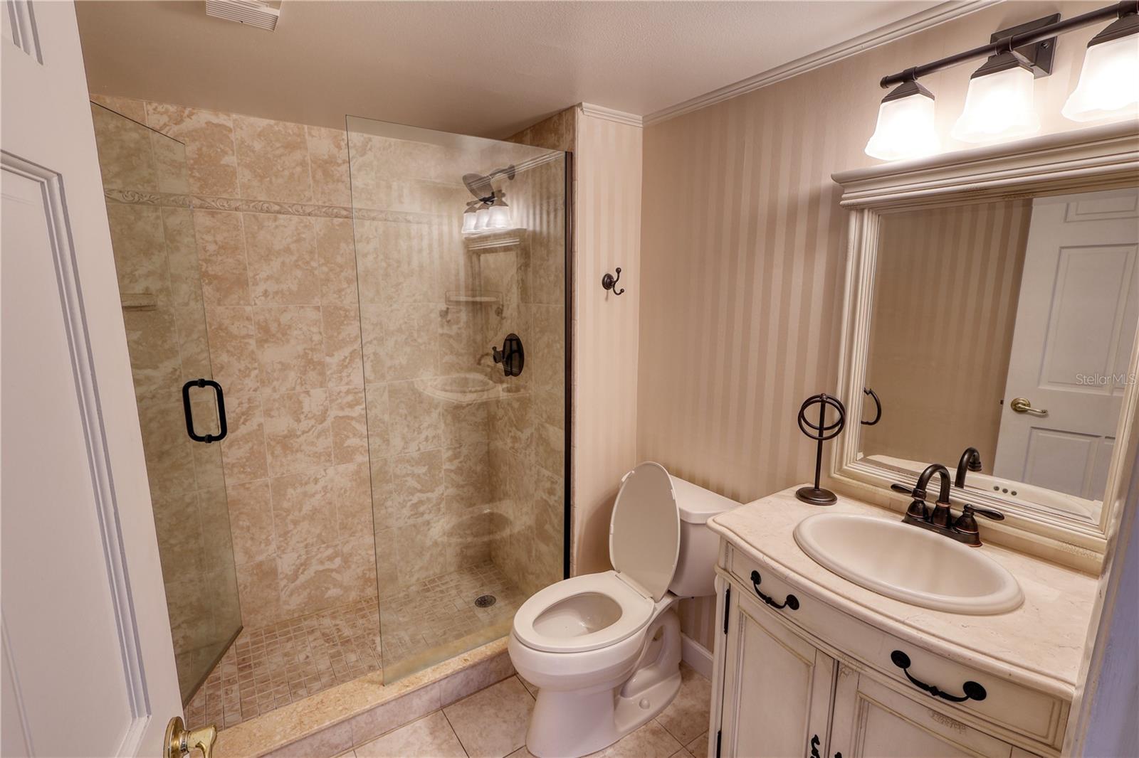 Image 28 of 54 For 131 1st Street E 102