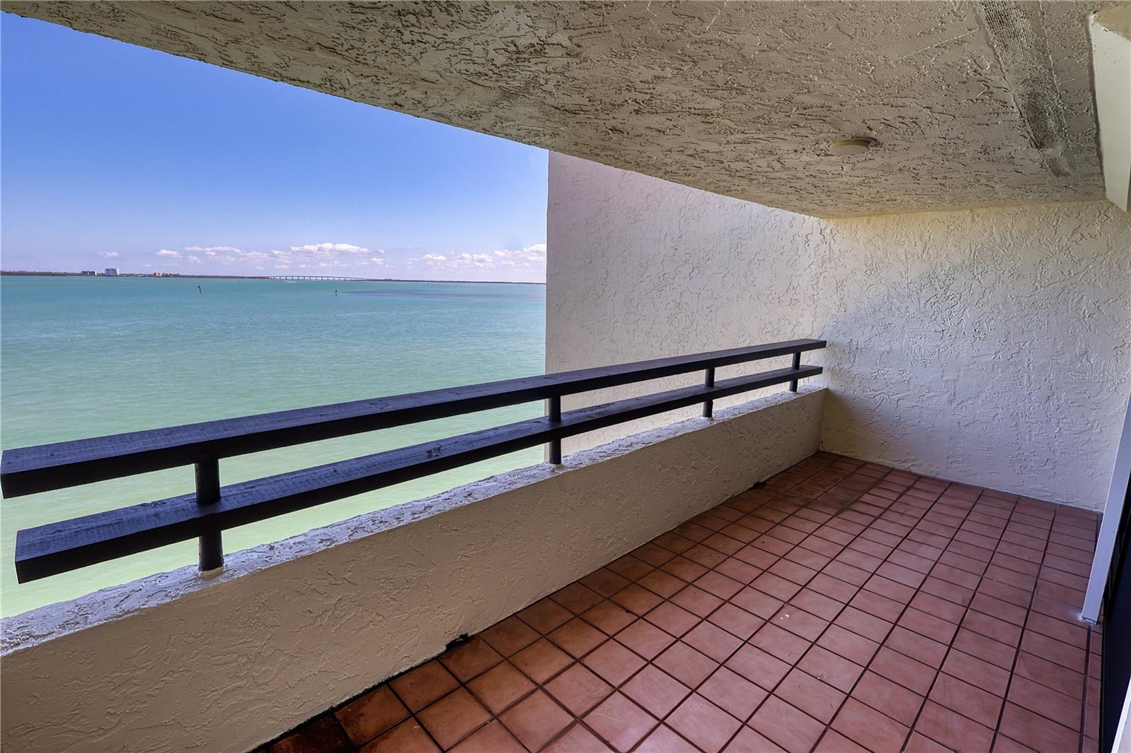 Image 39 of 54 For 131 1st Street E 102