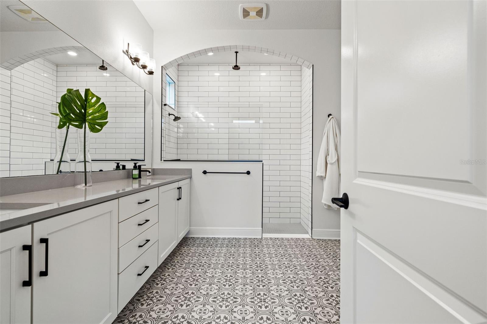 Image 33 of 65 For 16396 Frehley Run