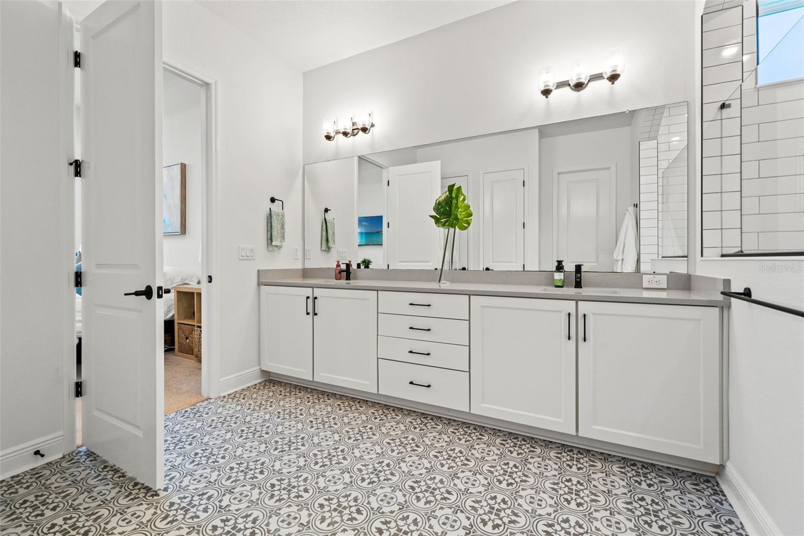 Image 34 of 65 For 16396 Frehley Run